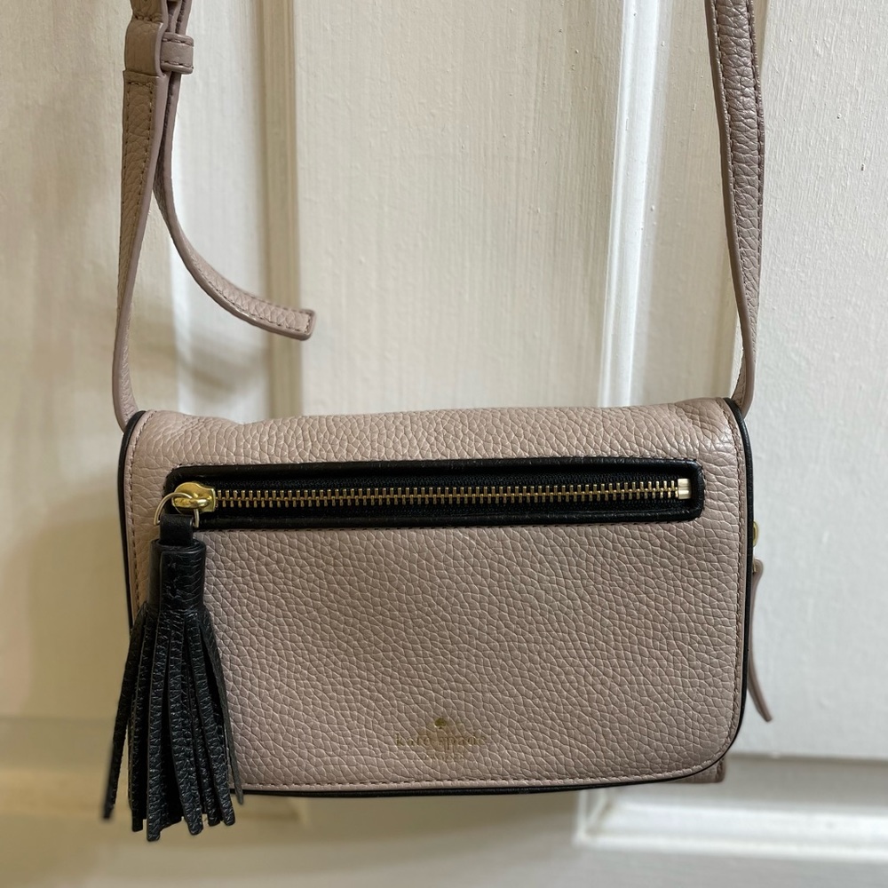 Kate Spade nude and black crossbody purse